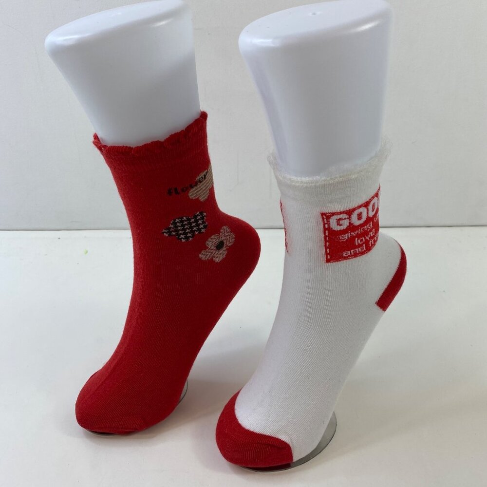 Set 2 Womens Crew Socks Flower Good Fun Design Ruffle Cuff Red White